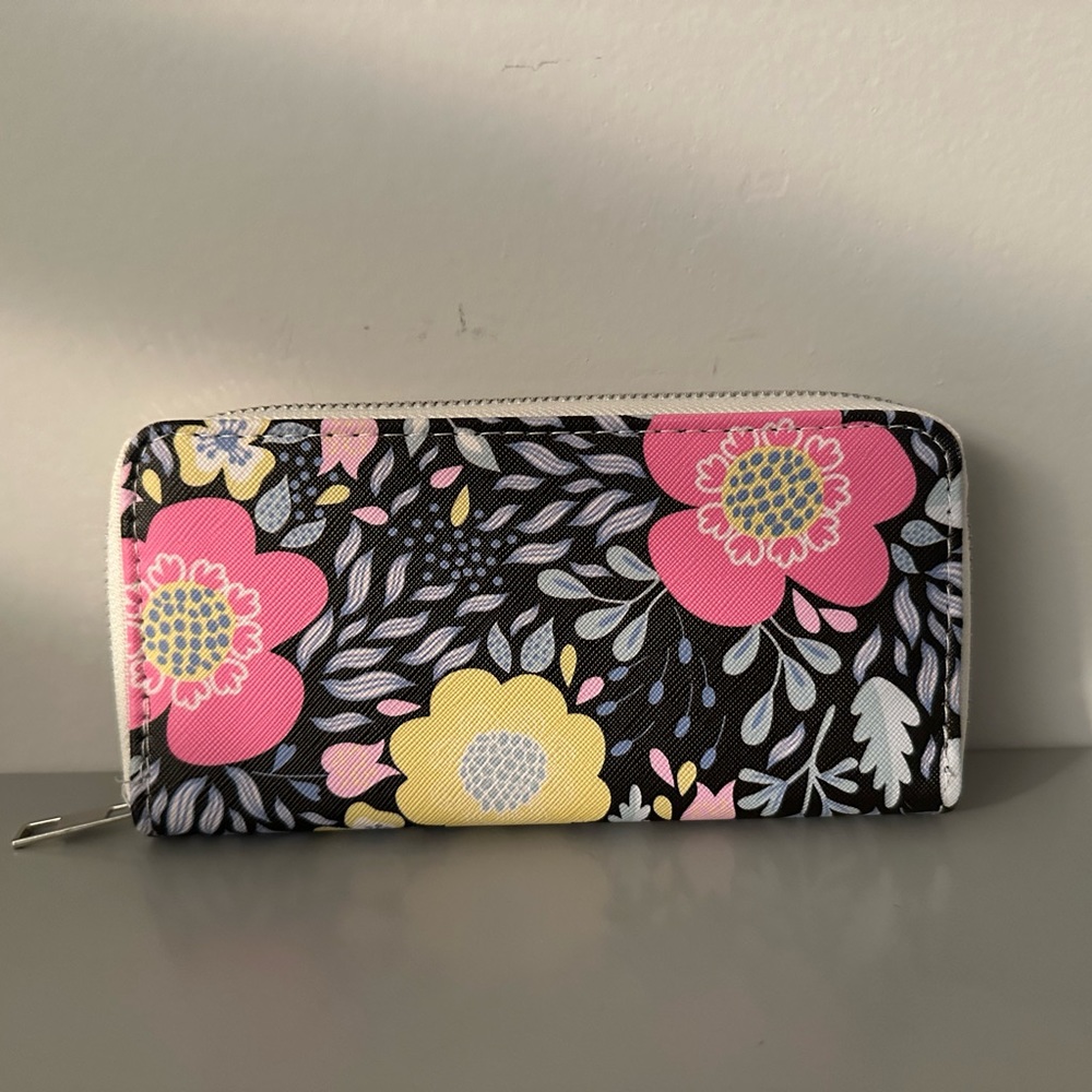 Medium Multicolor Key Holder & Wallet Case